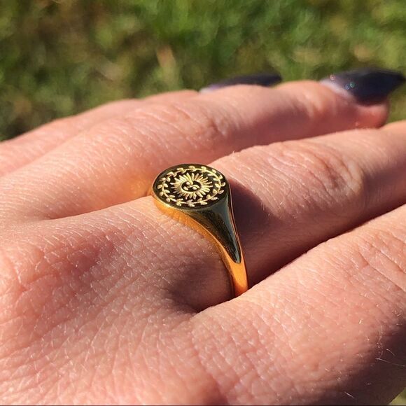 New! “Gia” Sun Engraved Gold Ring - Picture 3 of 3